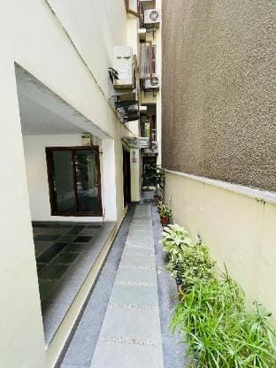 Divine India Service Apartment 4Bhk,Saket J-191 Apartment in New Delhi