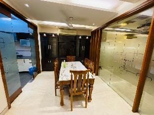 Divine India Service Apartment D 163 Apartment in New Delhi