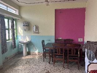 R J Singh Memorial Rest House Apartment in India
