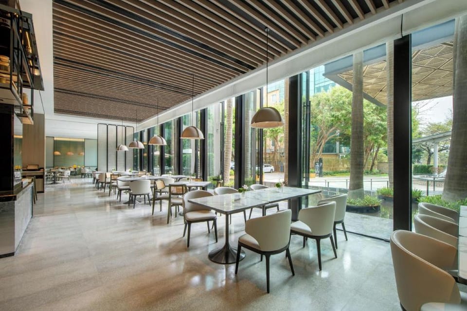 Seaview Gleetour Hotel Shenzhen Hotel in Hong Kong