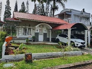 Villa Panda H2-9 Kota Bunga Puncak Villa in West Java