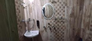 OASIS Apartment Vacation rental in Uttar Pradesh