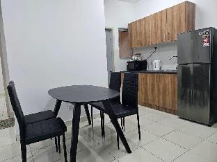 Alanis 2 BR KLIA KLIA2 Airport FREE wifi pool gym Apartment in Negeri Sembilan, Malaysia