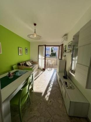 Flat in a building surrounded by a garden Apartment in Friuli-Venezia Giulia