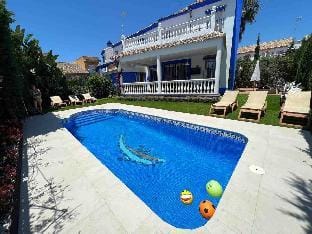 Chalet con piscina privada, parking y zona BBQ Vacation rental in Costa de la Luz