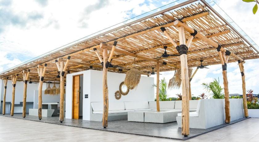 Sokkool Coliving and Coworking - Near Berawa Beach Hotel in North Kuta