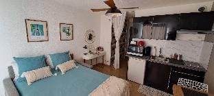 Studio Avec Balcon Et Parking En Centre-ville Apartment in Pays de la Loire