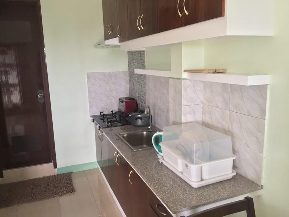 Ocean View Apartment-Near Blood Compact Shrine Apartment in Tagbilaran City