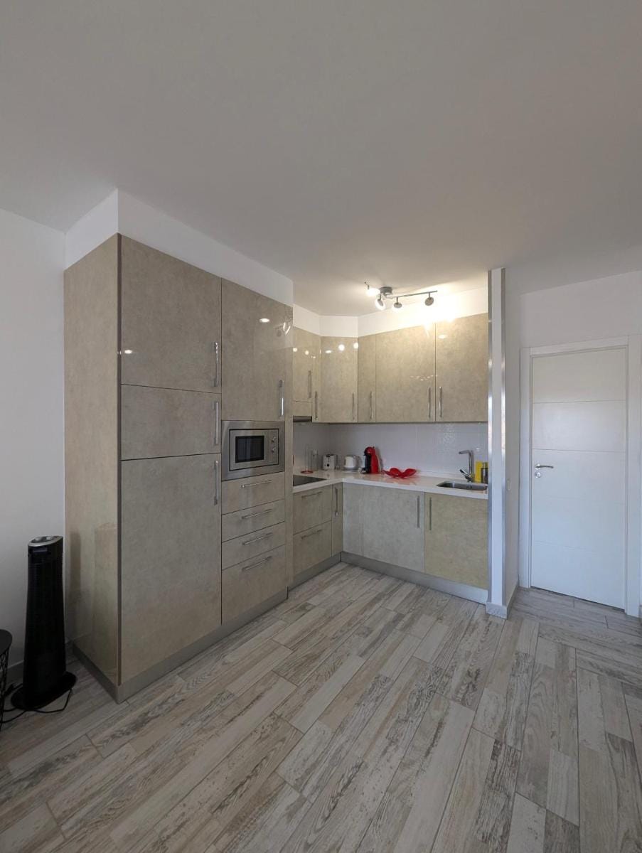 Los Cristianos Appartment, Wifi Free Apartment in Los Cristianos