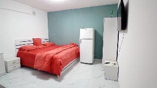 Beautiful studio in front of Emirates tower metro  Apartment in Dubai