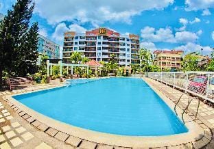 MAGALLANES RESIDENCES CONDOMINIUM 2BR (207)  Vacation rental in Davao City