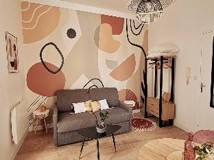 Studio Notre Dame heart of the city Wifi Netflix Apartment in Pays de la Loire