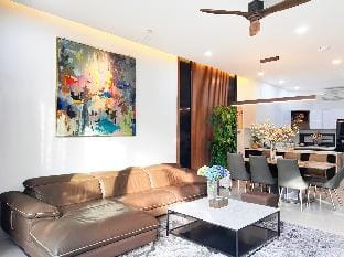 Sophia Villa 4BR - Private Pool/ AC in living room Apartment in Da Nang