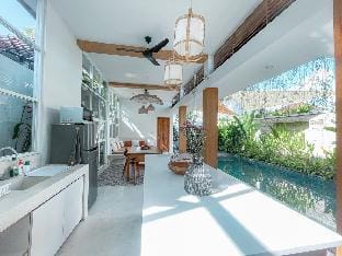 Luxurious Villa Sun - Seminyak Villa in Kuta