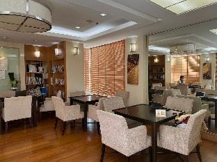 Spacious and private room, Close to BTS, Iconsiam Apartment in Bangkok