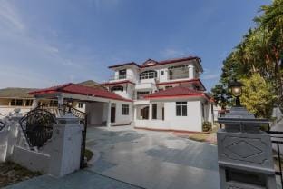 BJ Villa55 w/Private swimming po Vacation rental in Bayan Lepas