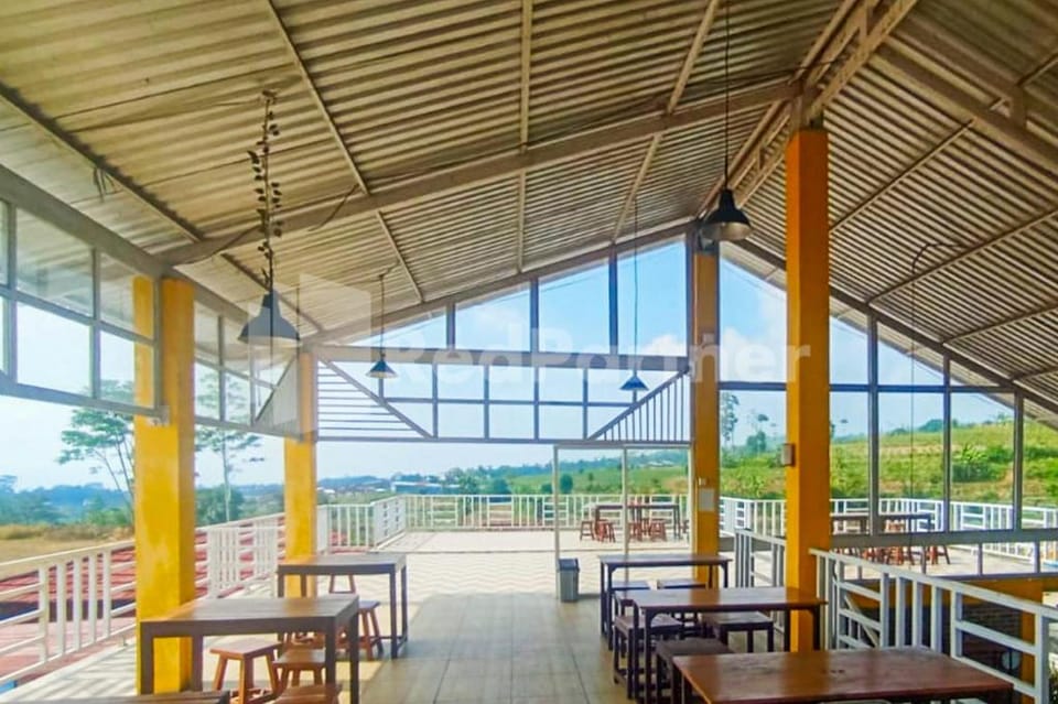 Glamping Pengilon Edupark Mitra RedDoorz Hotel in Indonesia