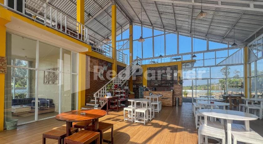 Glamping Pengilon Edupark Mitra RedDoorz Hotel in Indonesia