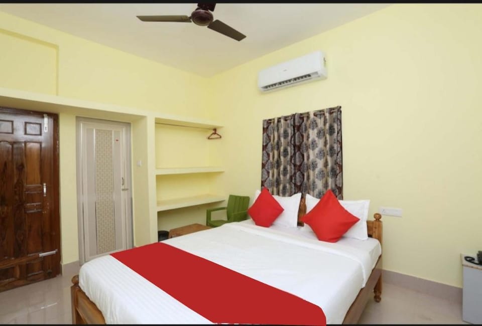Goroomgo Nandan Residency Bhubaneswar Hotel in Bhubaneswar