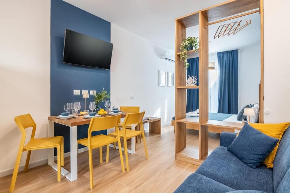 Taro's Blue Sea Apartment by Pleiades Home Apartment in Marina di Pisa