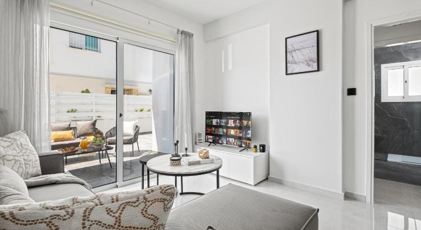 Amber Suites Apartment in Yeroskipou