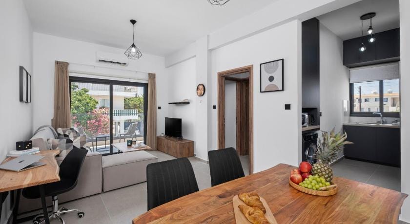 Amber Suites Apartment in Yeroskipou