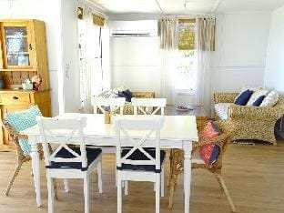 Pink Door by the Seashore Vacation rental in South Australia