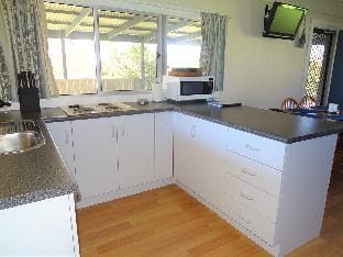 Serenity By The Sea Vacation rental in Port Hughes