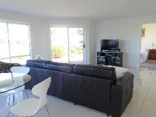 Shell Seeker Vacation rental in Moonta Bay