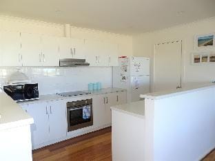 Shell Seeker Vacation rental in Moonta Bay