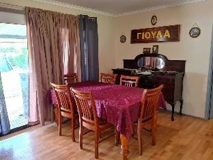 Sugar Hut Vacation rental in Moonta Bay