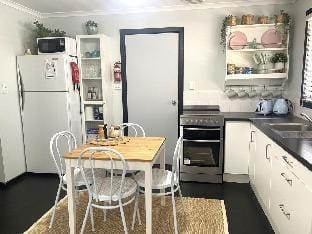 The Little Blue House Vacation rental in South Australia
