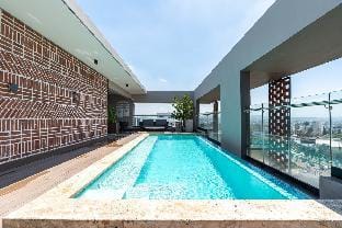 Modern Lux Condo w/ Pool  Apartment in Santiago de los Caballeros