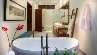 Villa Sol Y Mar by Elite Havens Villa in Bali