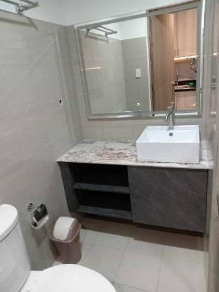 Cozy Bermy Deluxe Double Studio @ Shore 2 Tower 1  Apartment in Pasay