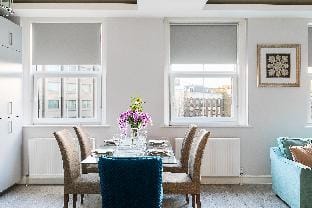 Stylish modern 2-bedroom apartment on Cromwell Apartment in City of Westminster