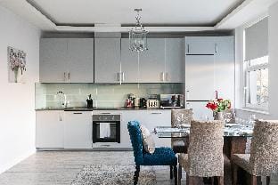 Stylish modern 2-bedroom apartment on Cromwell Apartment in City of Westminster