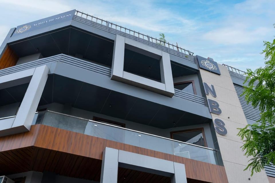Letstay Business Suite Hotel in Noida