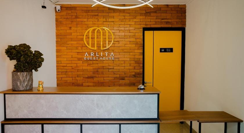 Arlita Guesthouse Bed and Breakfast in West Java