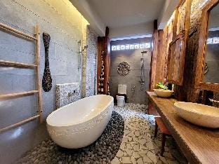The Umane Luxury Balinese Private Pool Villa 5BR Villa in Malacca