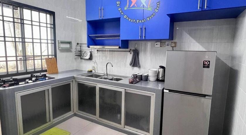 Cozy JRC Homestay - EJ23 Apartment in Johor Bahru