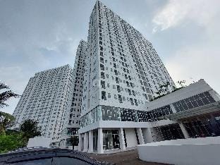 Restful & Warm Studio Serpong Garden By Travelio Apartment in West Java
