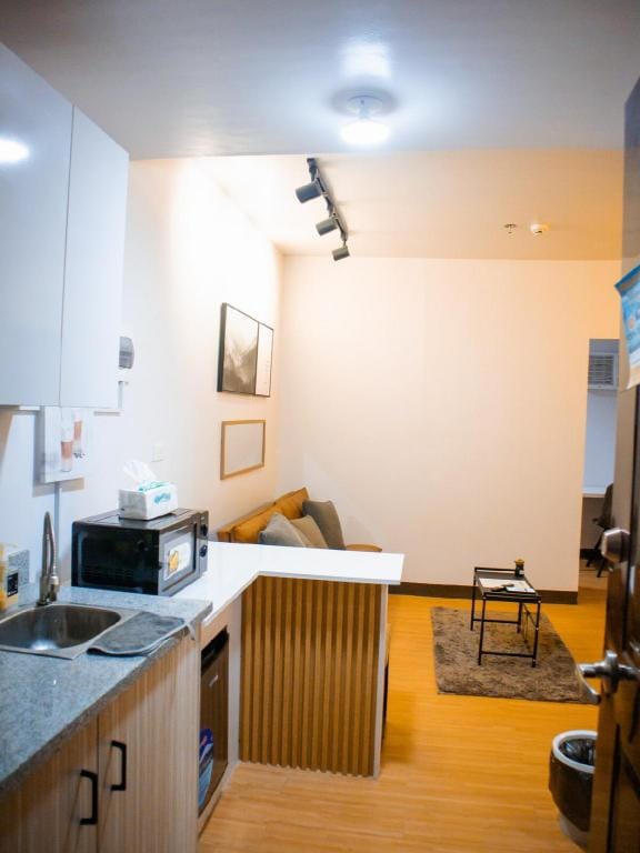 HJCRentals @ Urban Deca Homes Tisa Phase 2 Apartment in Cebu City