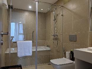 Vinhomes Metropolis 3 BRs Nice View. Apartment in Hanoi