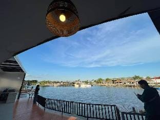 Baanta Poolvilla - บ้านตาพูลวิลล่า จันทบุรี Villa in Thailand