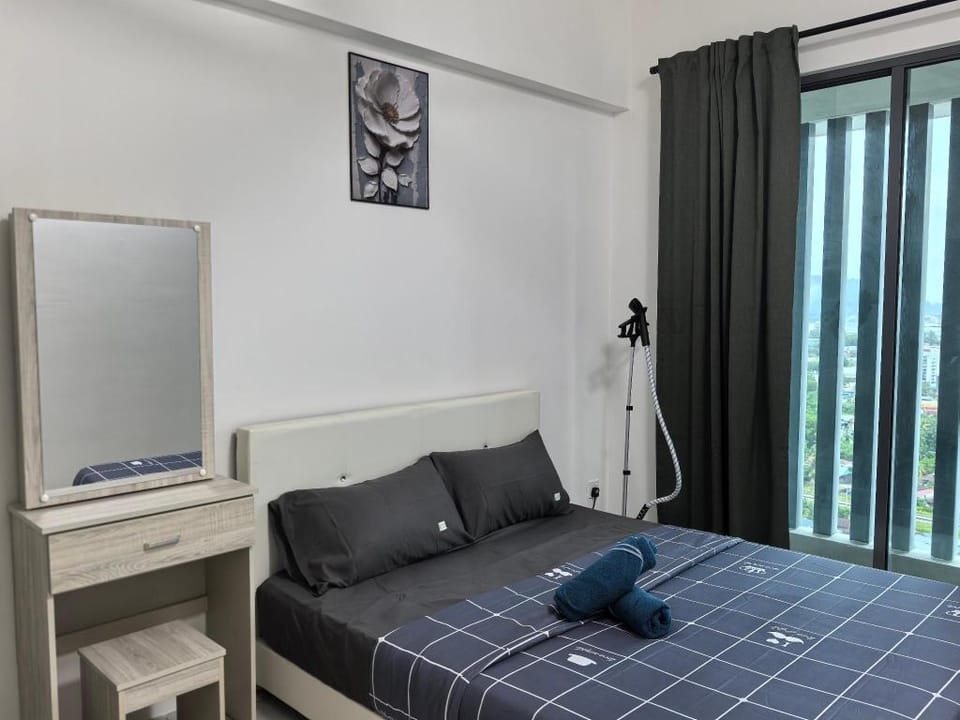 Bahagia Family House in Meritus Apartment in Penang