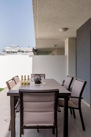 Surfer's Beach Apartment with Backyard Lounge Apartment in Abona