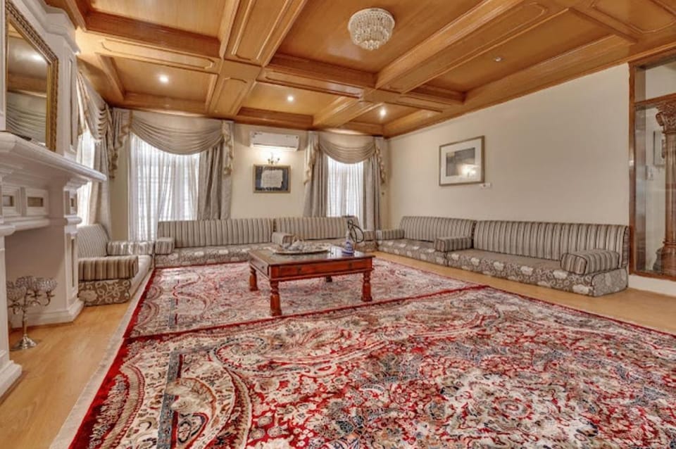 Lecasa Luxury Homestay Vacation rental in India