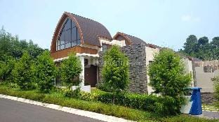 Vimala Hills 3BR Villa & Resort Gadog By Travelio Villa in West Java