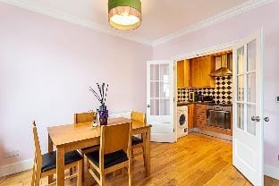Chic Gunter Grove Flat - London Retreat Apartment in London